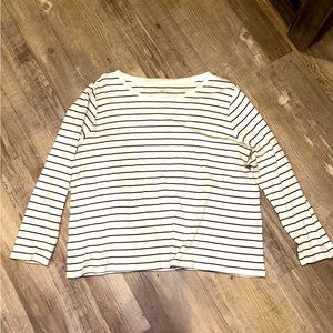 C J Banks Gray and White Long Sleeve Tee Shirt. Size 1X